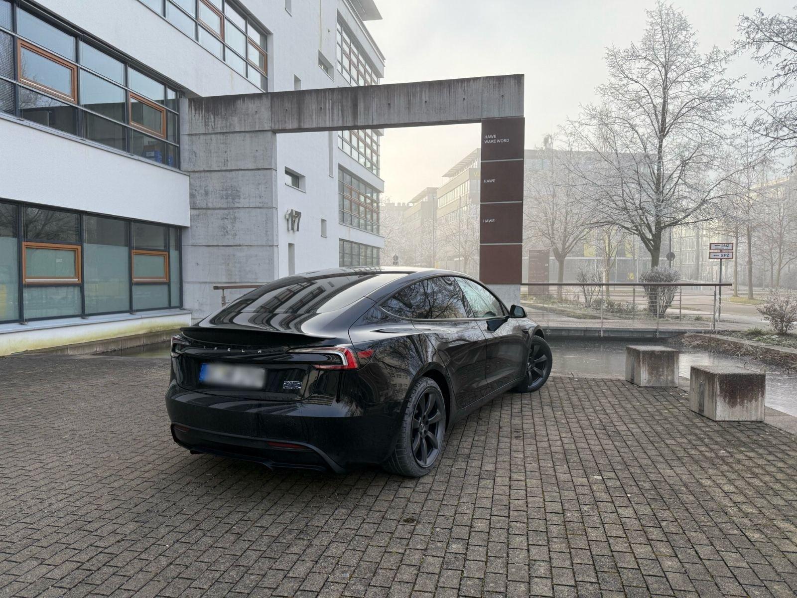 Tesla Model 3 Perfomance Highland Facelift… Bild 4