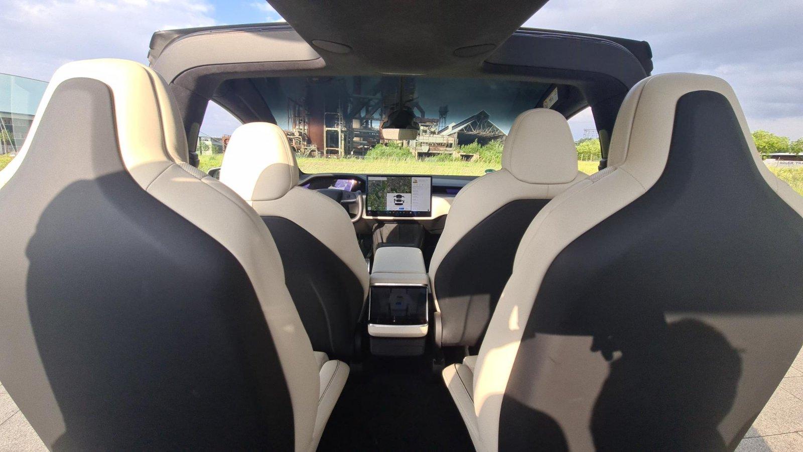 Tesla Model X Plaid 1020 PS Dortmund Bild 6