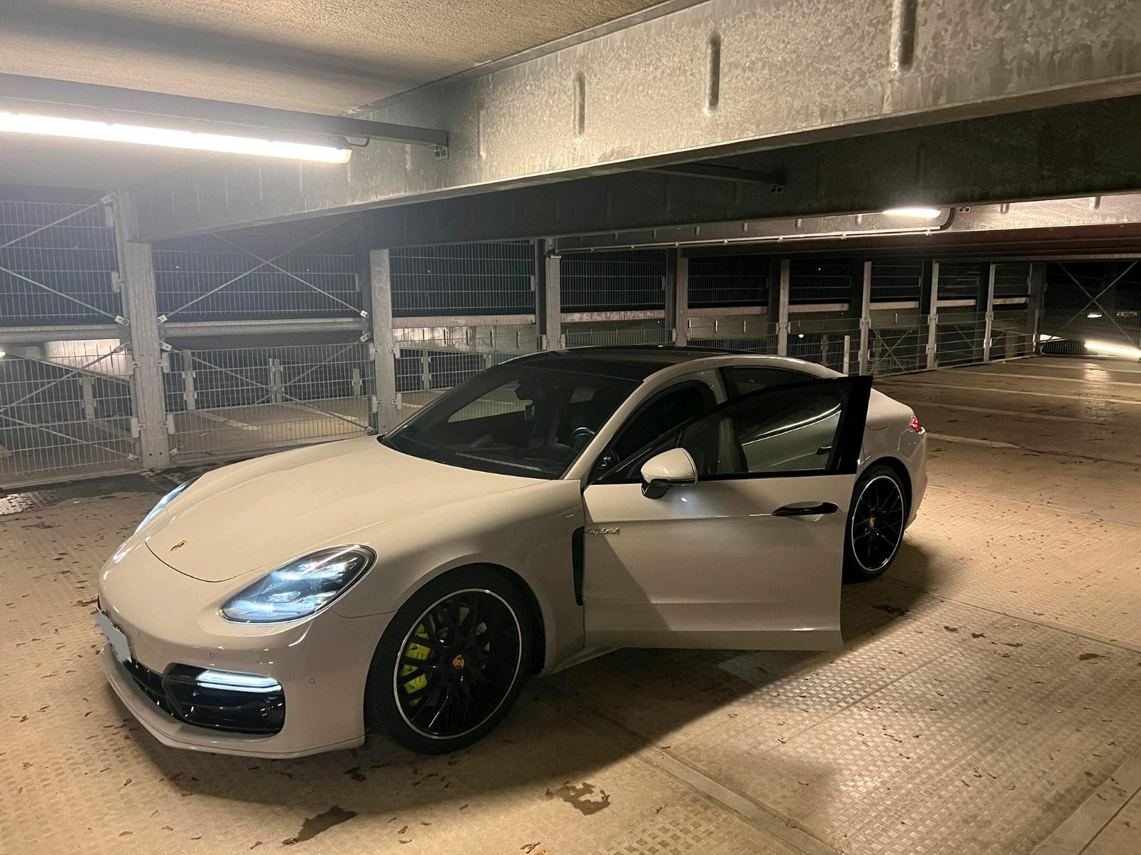 Porsche Sport Bild 3