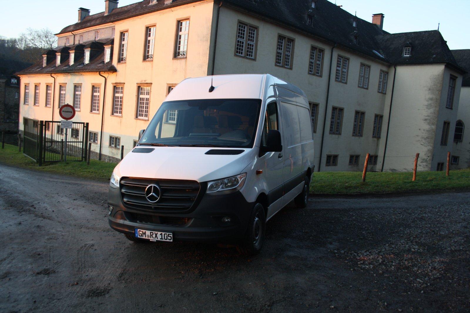 Mercedes-Benz Sprinter o. Ä. Tagesmiete / Bild 2