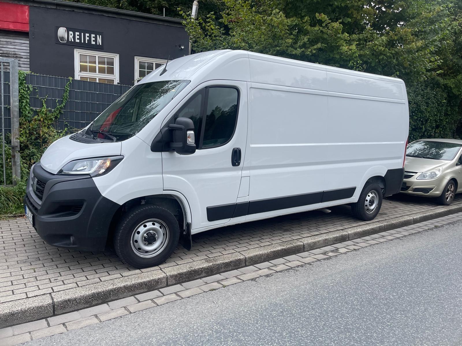 / / Autovermietung / CarRent Bild 4