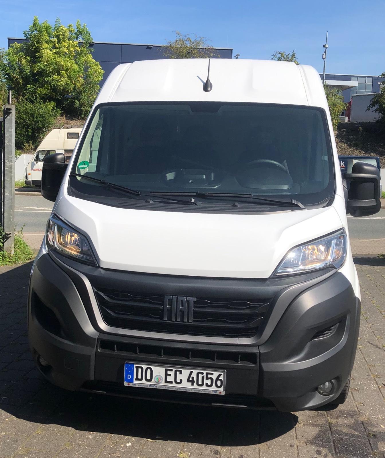 / / Autovermietung / CarRent Bild 3