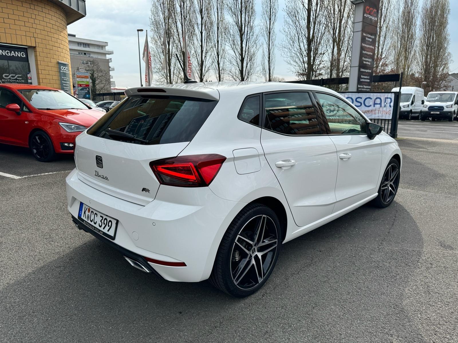 Seat Ibiza FR / Automatik / Autovermietung / /… Bild 4