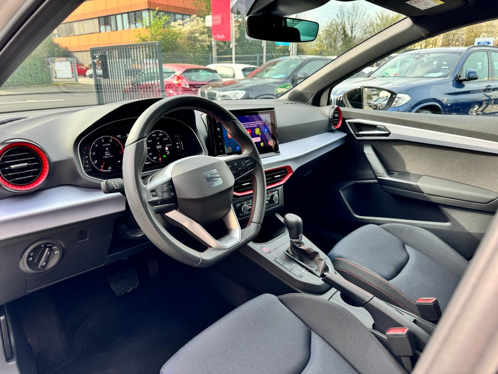 Seat Ibiza FR / Automatik / Autovermietung / /… Bild 5