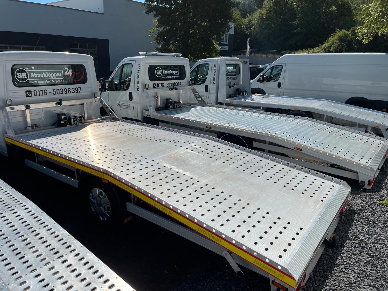 Abschleppwagen, Autotransporter, LKW 3,5t Bild 4
