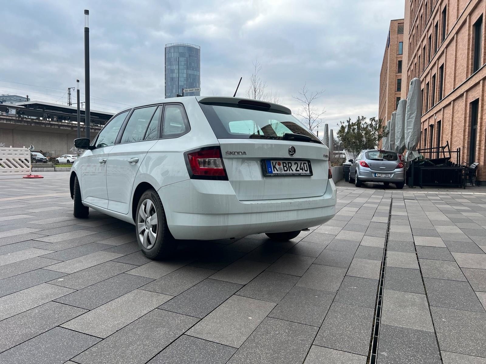 Skoda Fabia Mieten/verleihen / Günstig/ flexibel Bild 4