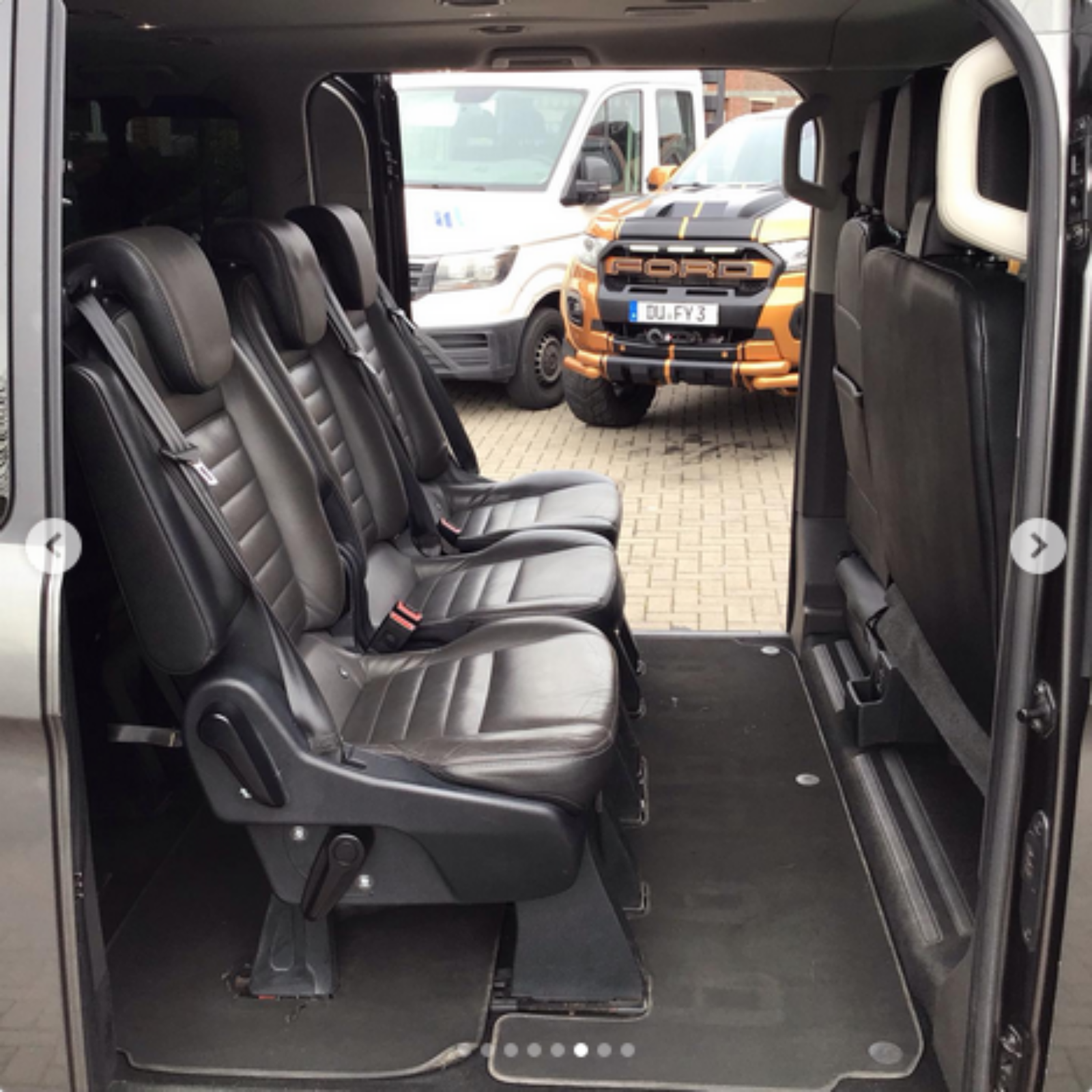 Autovermietung / / Bus Ford Transit Custom Lang 9… Bild 4