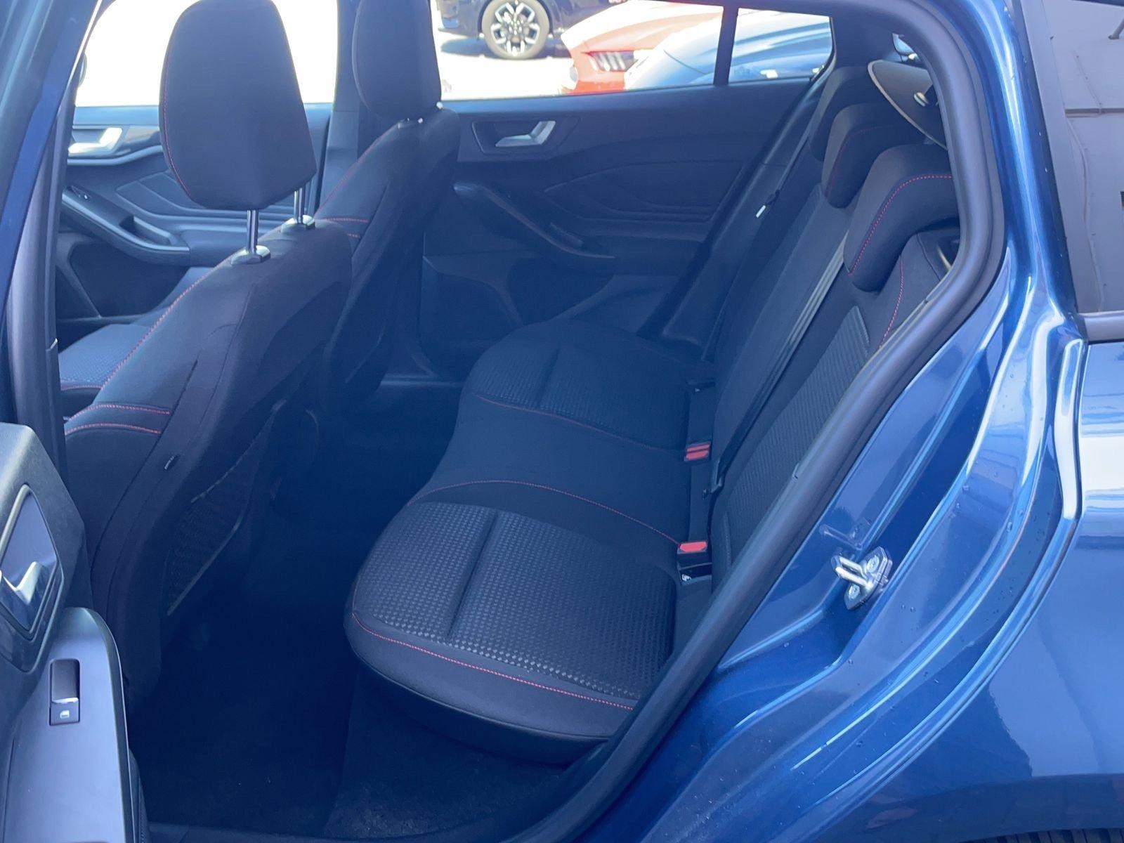 Ford Focus / / PKW Bild 4