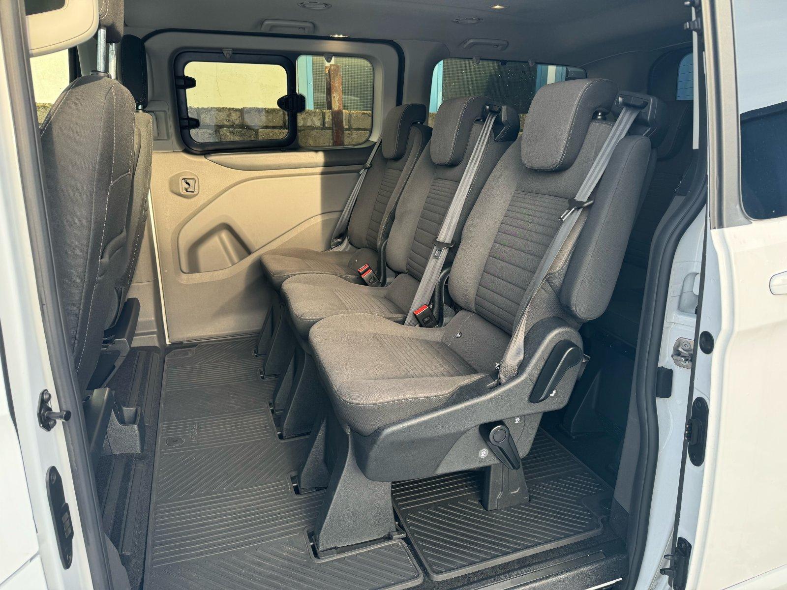 Ford Kleinbus Bild 5