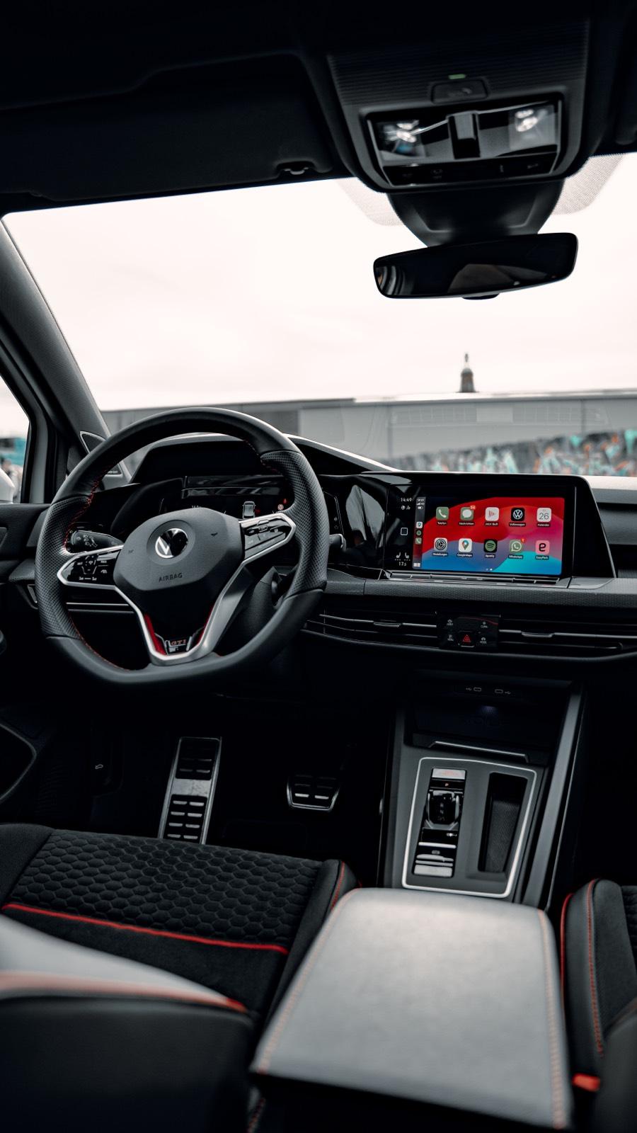VW Golf 8 GTI Clubsport 300PS… Bild 4