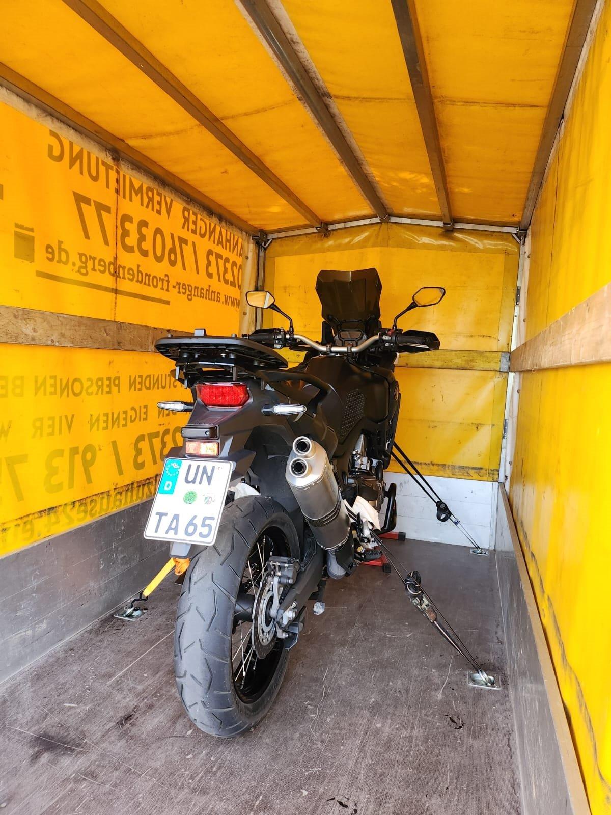 Motorrad-Anhänger zu Bild 4