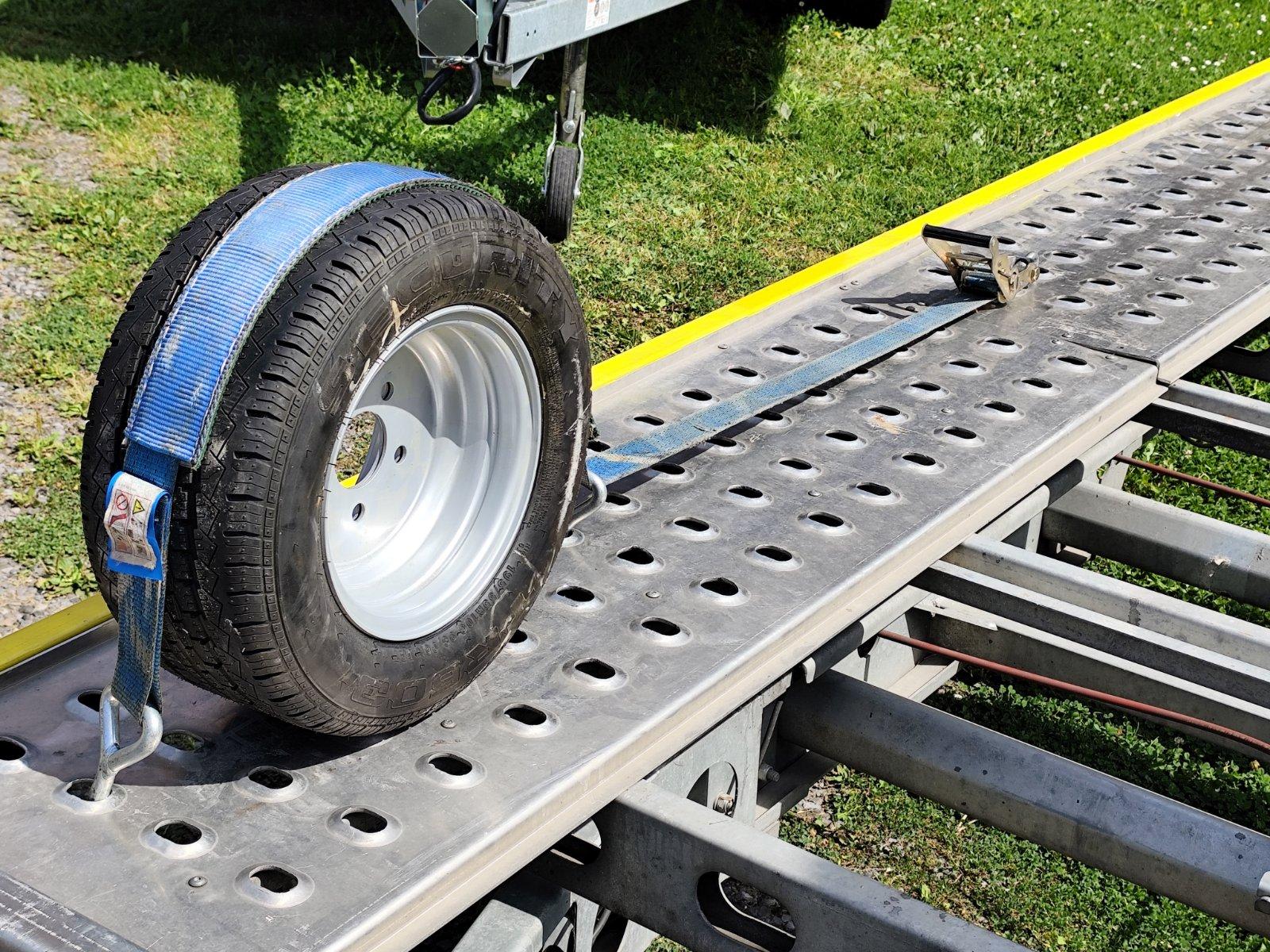 Trailer kippbar zu, Autoanhänger Bild 2