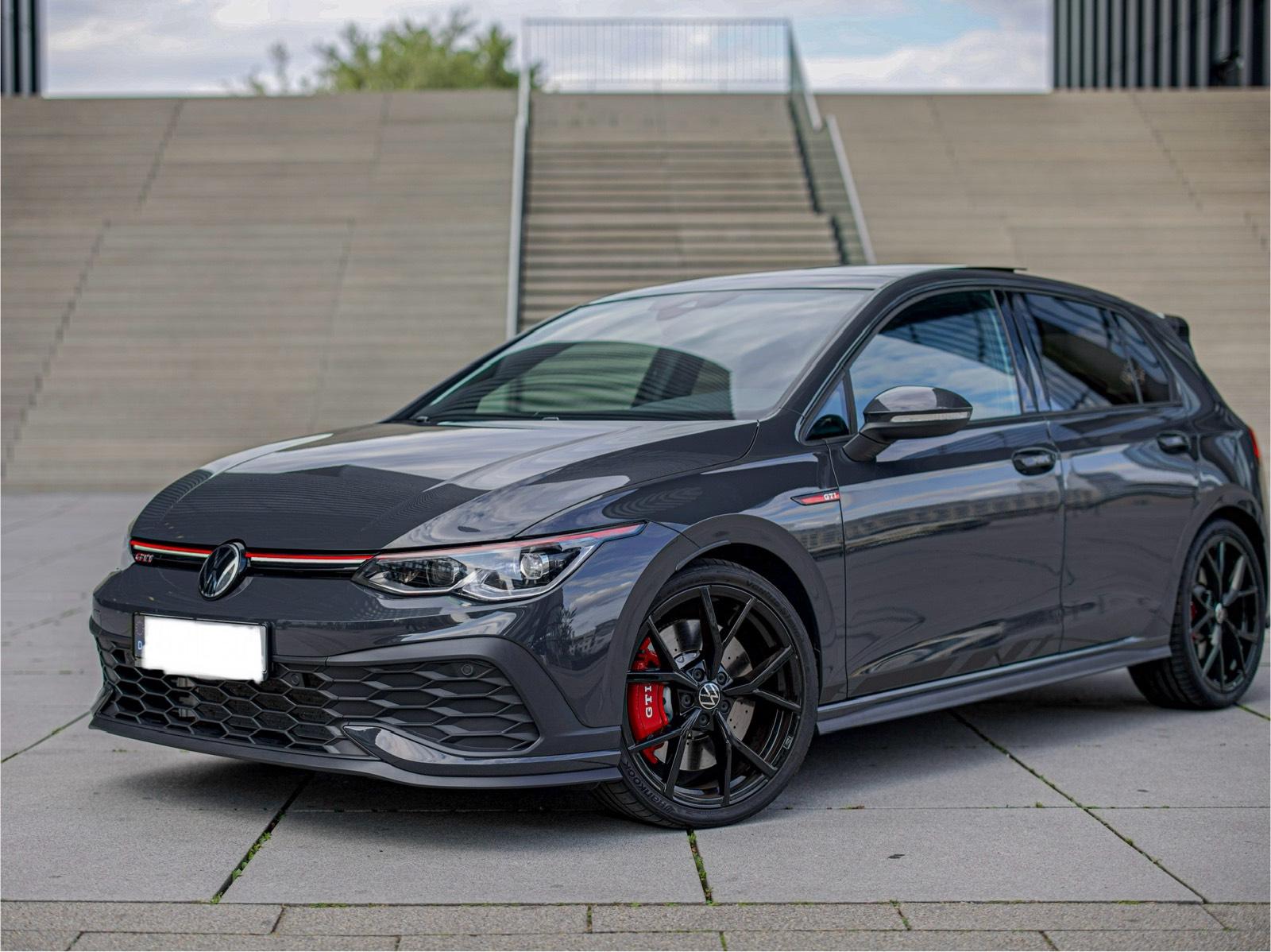 VW Golf 8 GTI Clubsport Fahren… Bild 2