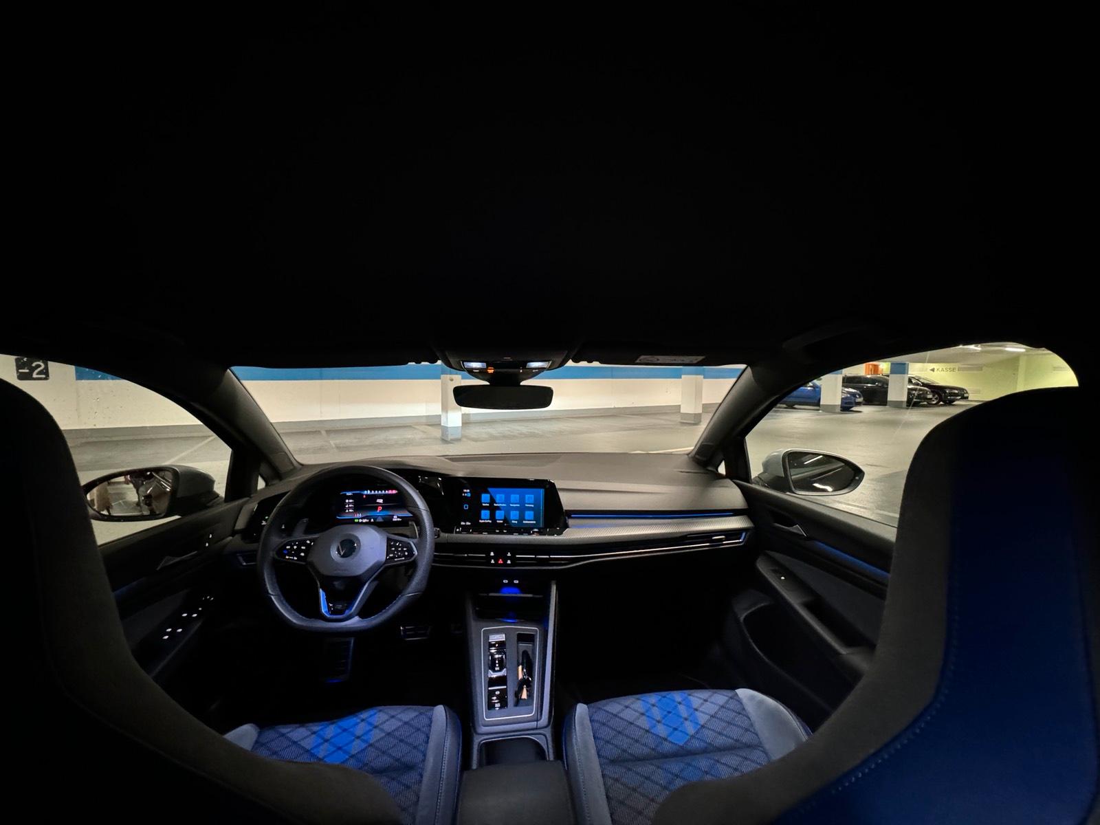 Golf 8 R Bild 3
