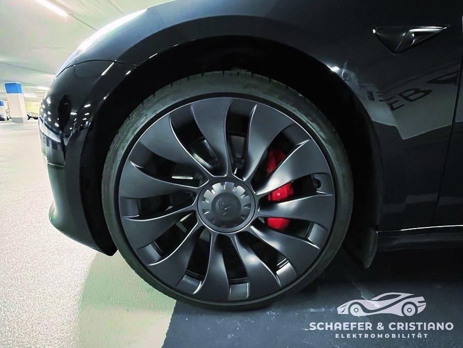 Tesla Model 3 Performance Bild 4