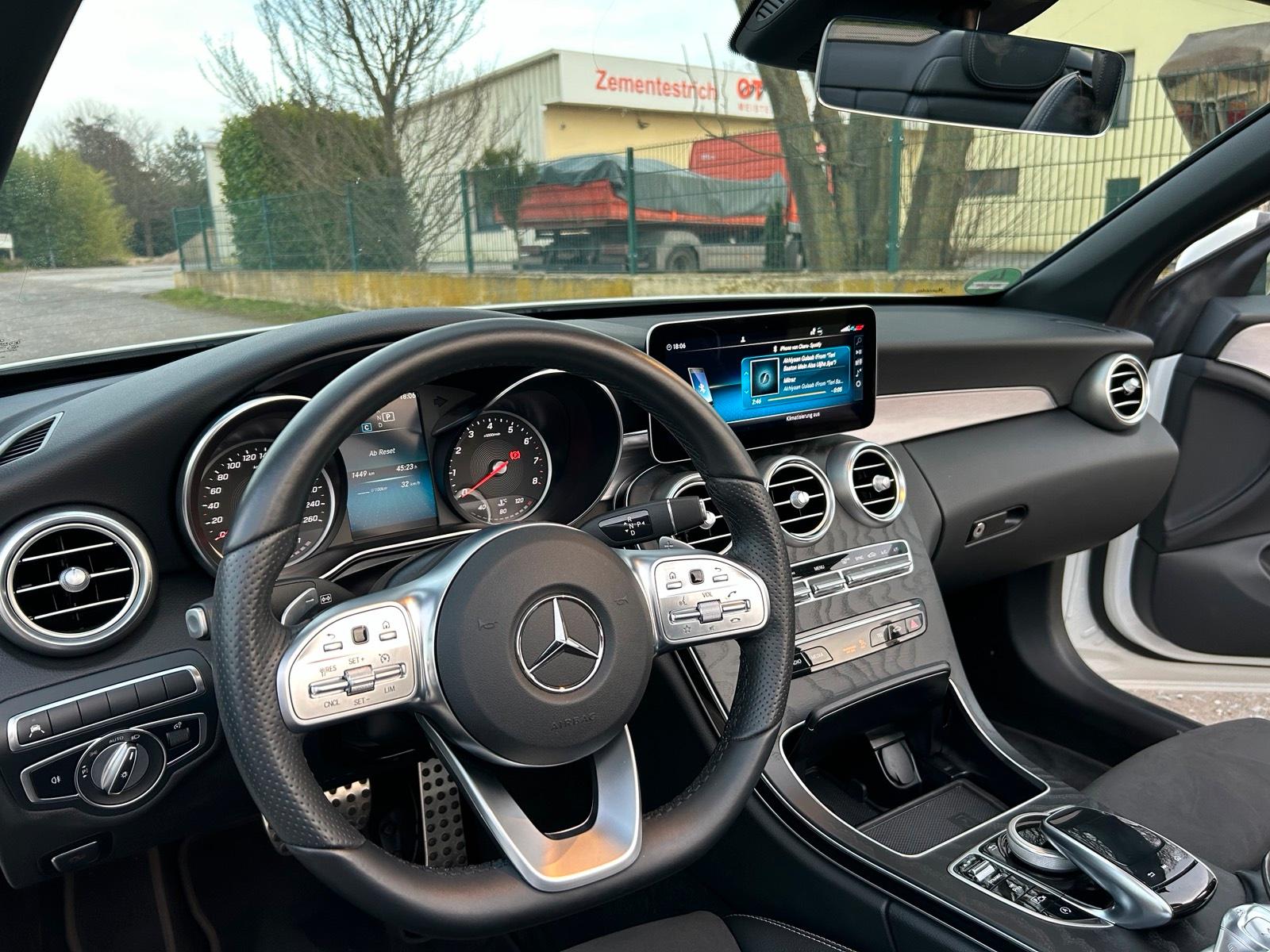 Mercedes-Benz Cabrio Bild 3