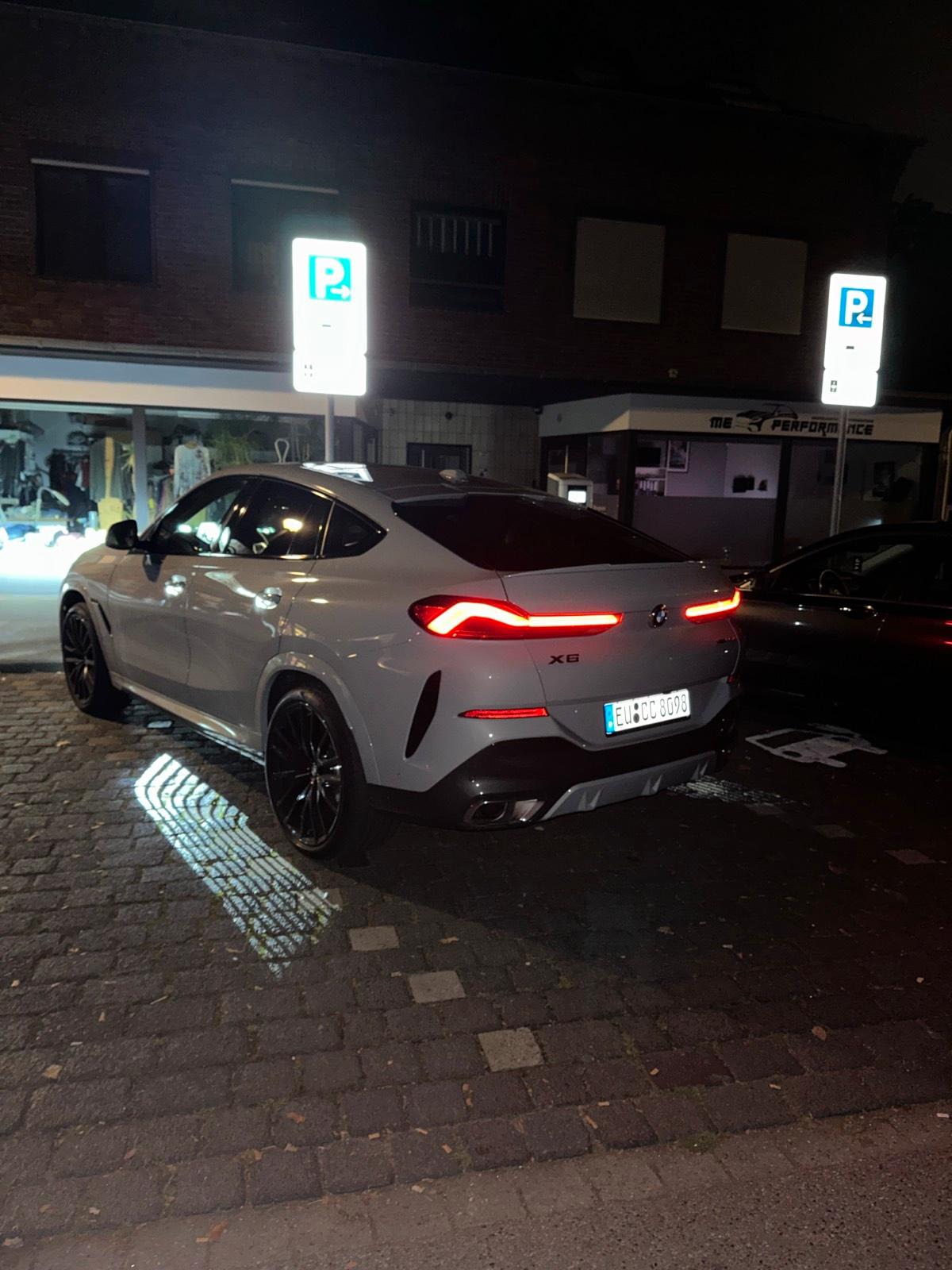 BMW SUV Bild 3