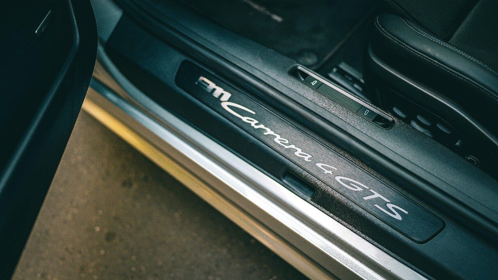 Porsche Sport Bild 6