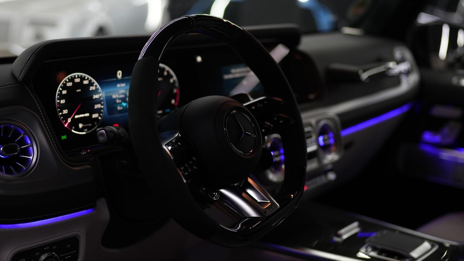 Mercedes-Benz SUV Bild 3