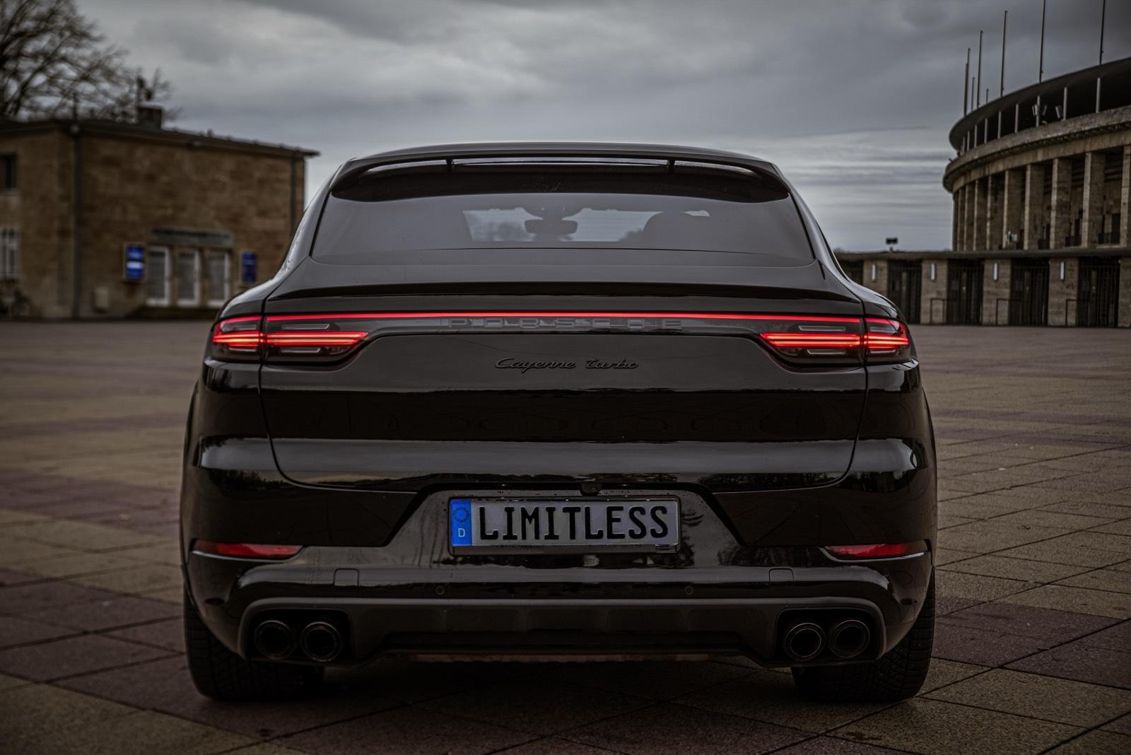 Porsche SUV Bild 6