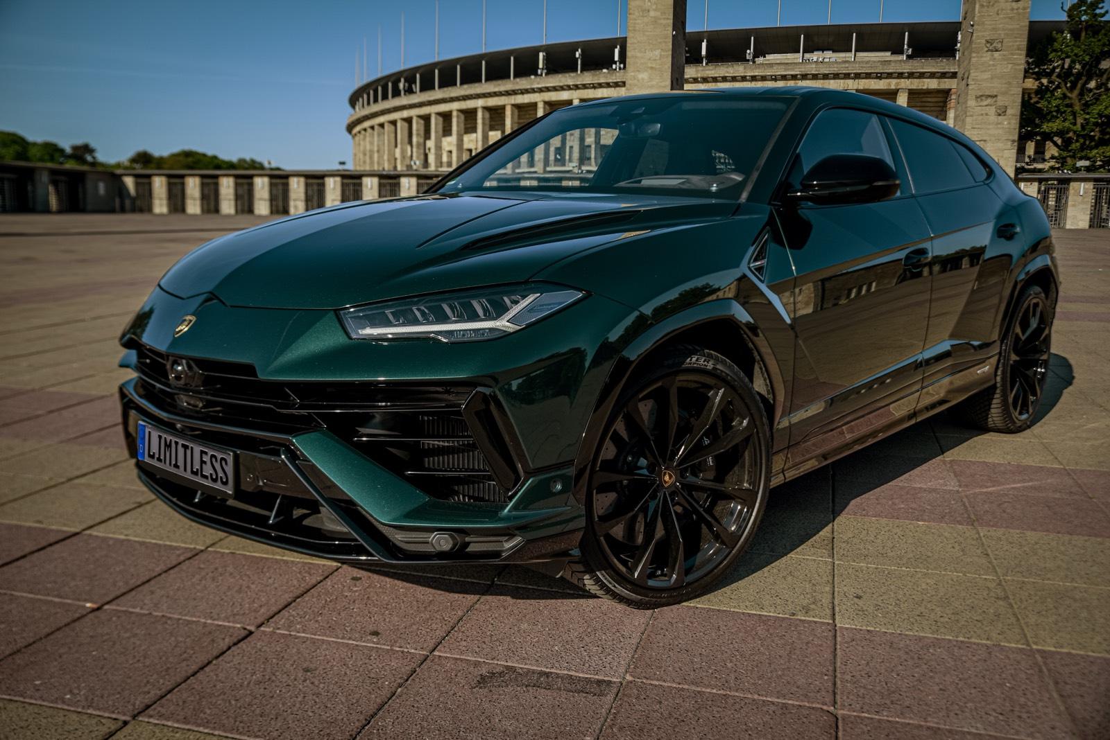Lamborghini SUV Bild 2