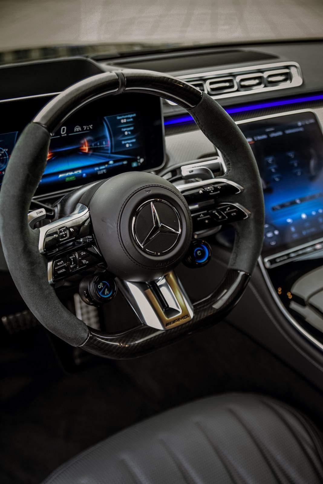 Mercedes-Benz SUV Bild 5