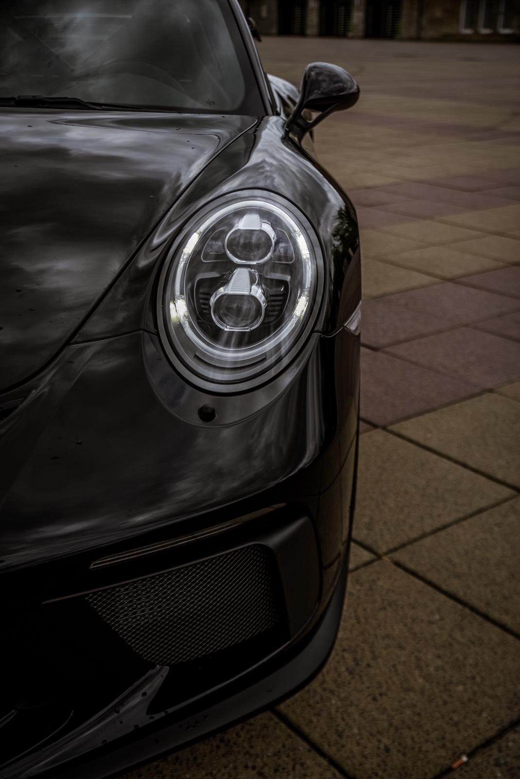 Porsche Sport Bild 3