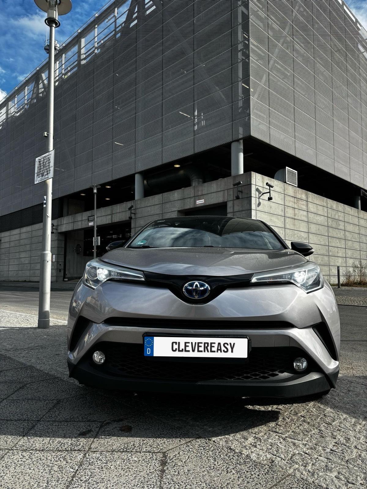 Toyota SUV Bild 4