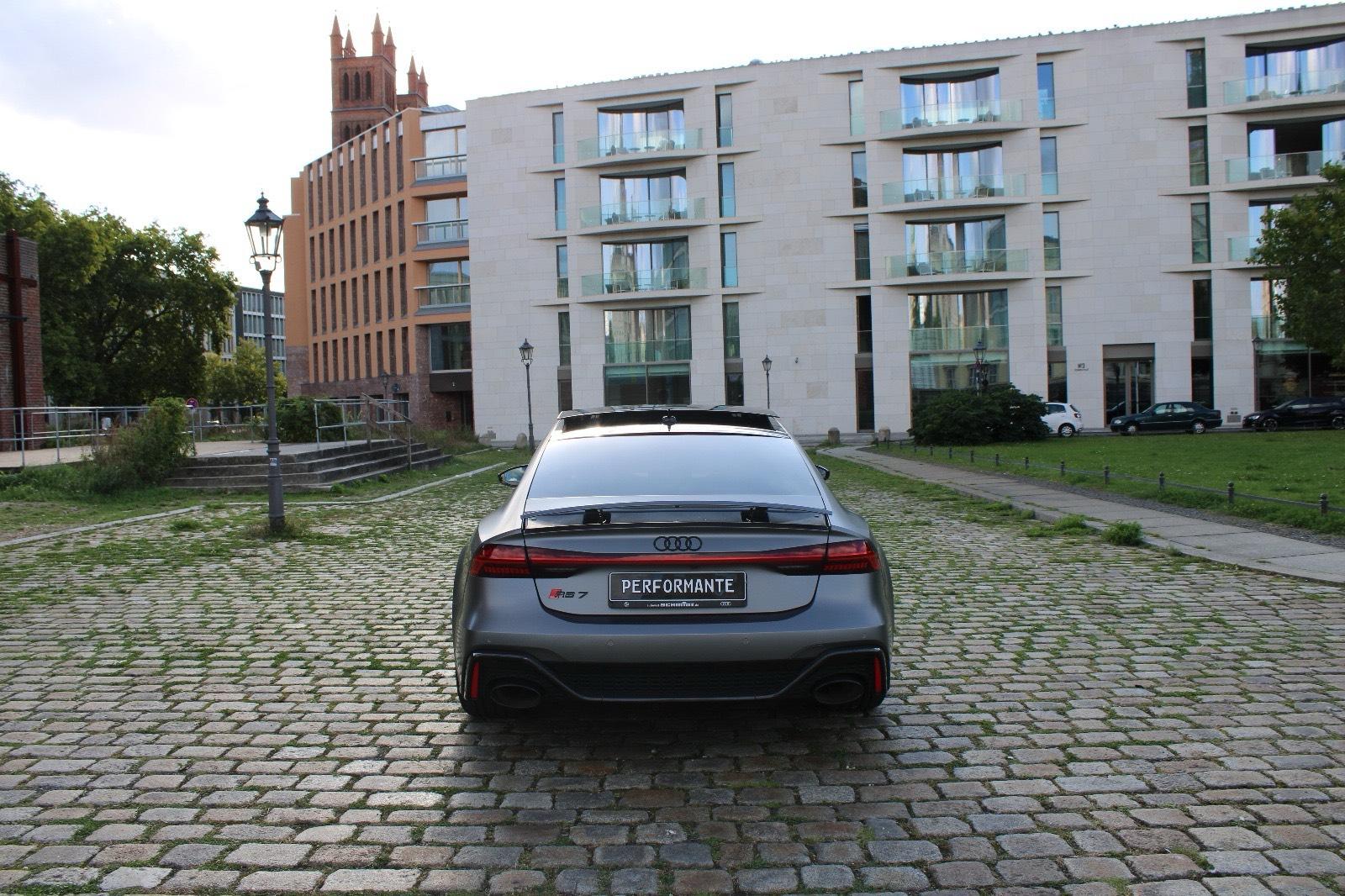 Audi Limousine Bild 5
