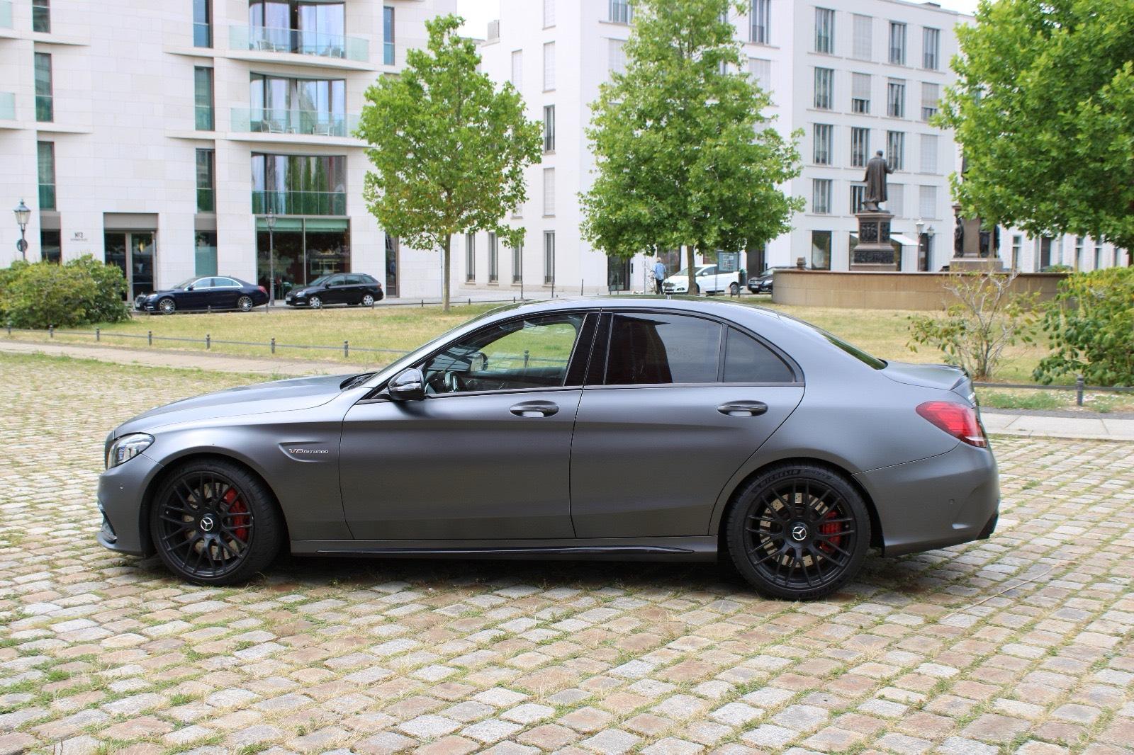 Mercedes-Benz Limousine Bild 5