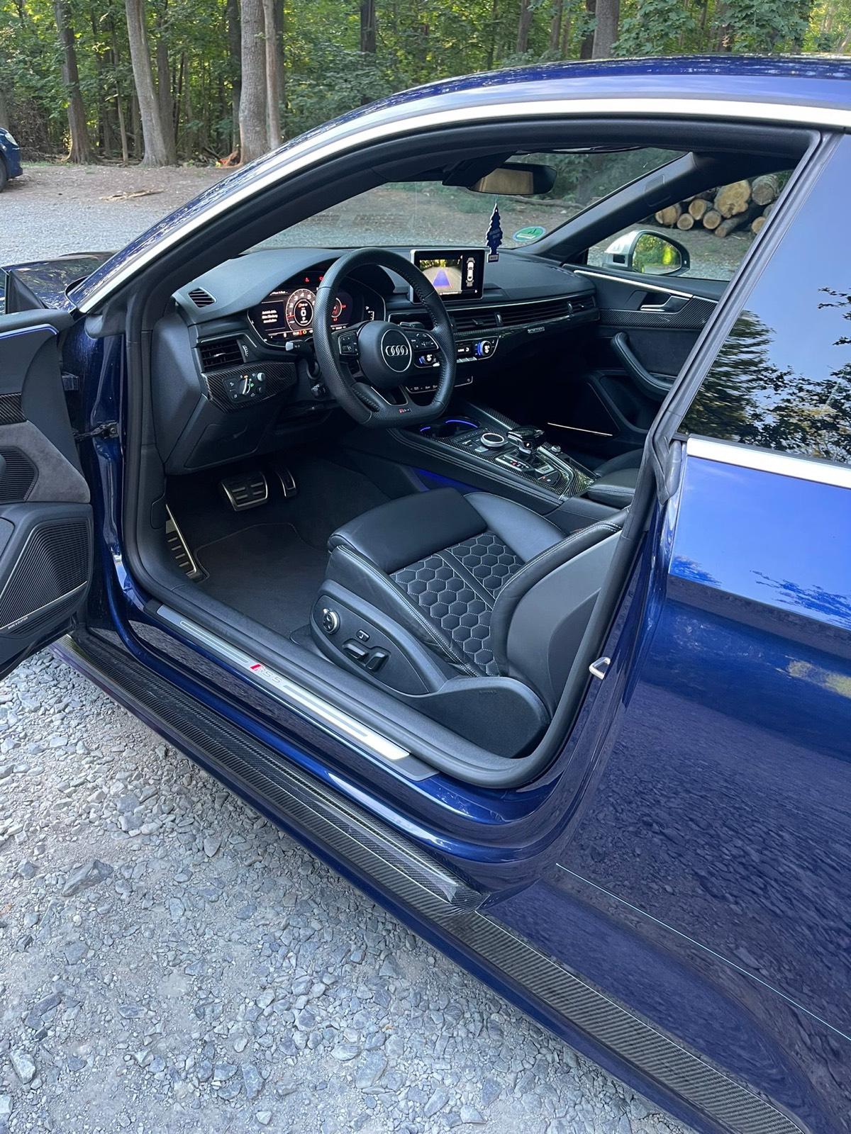 Audi Coupé Bild 6