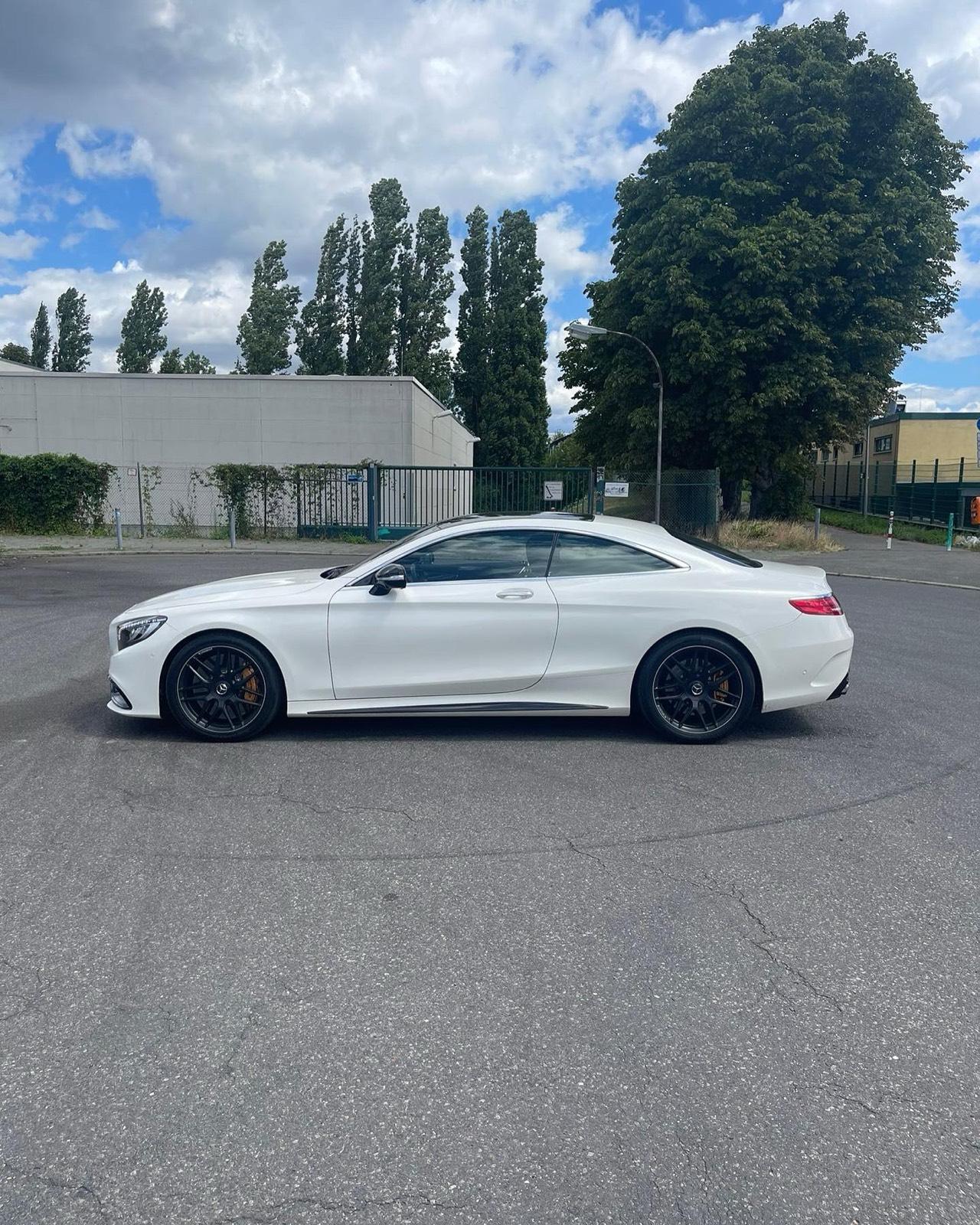 Mercedes-Benz Coupé Bild 3