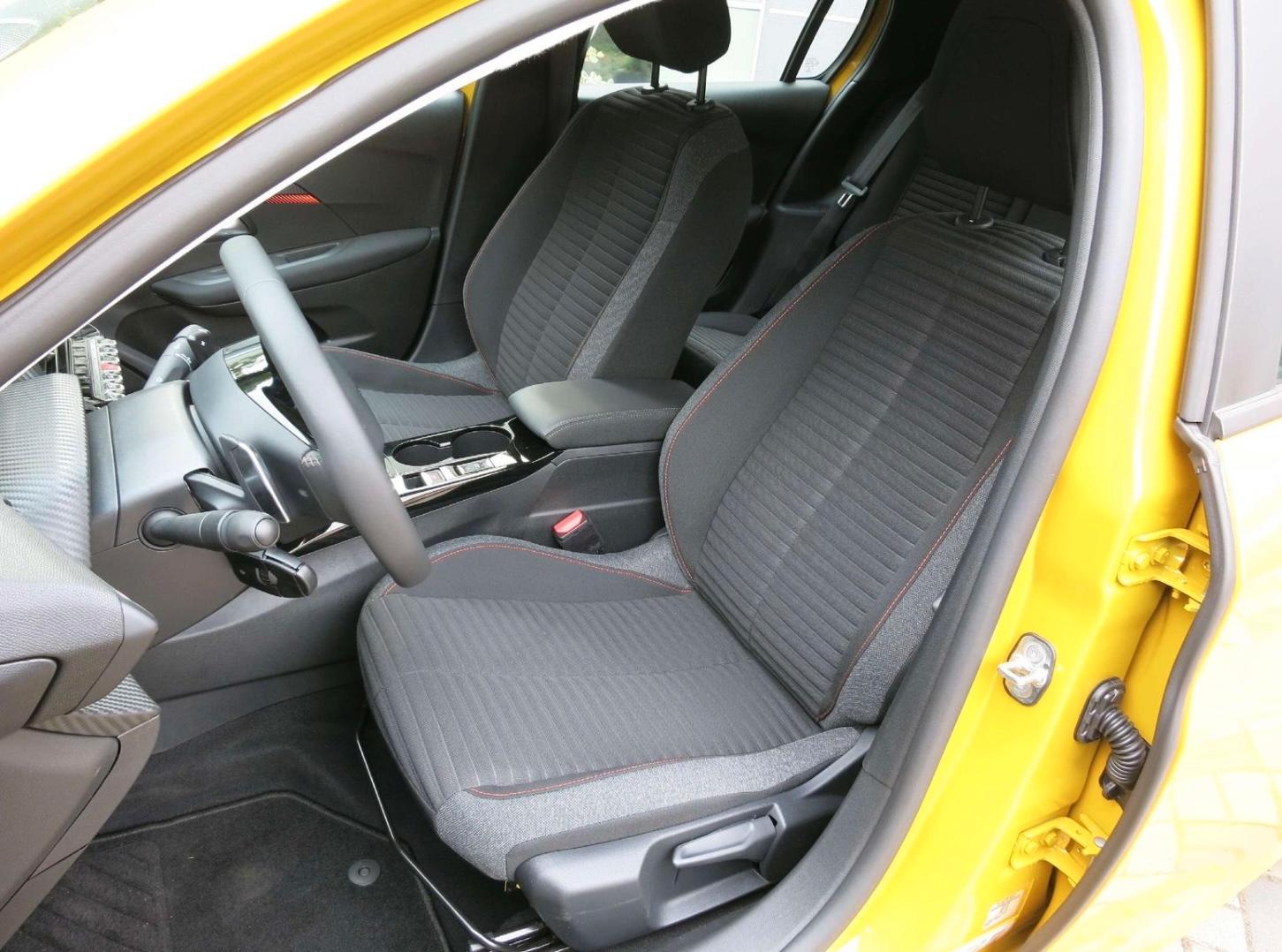 Peugeot Kleinwagen Bild 6