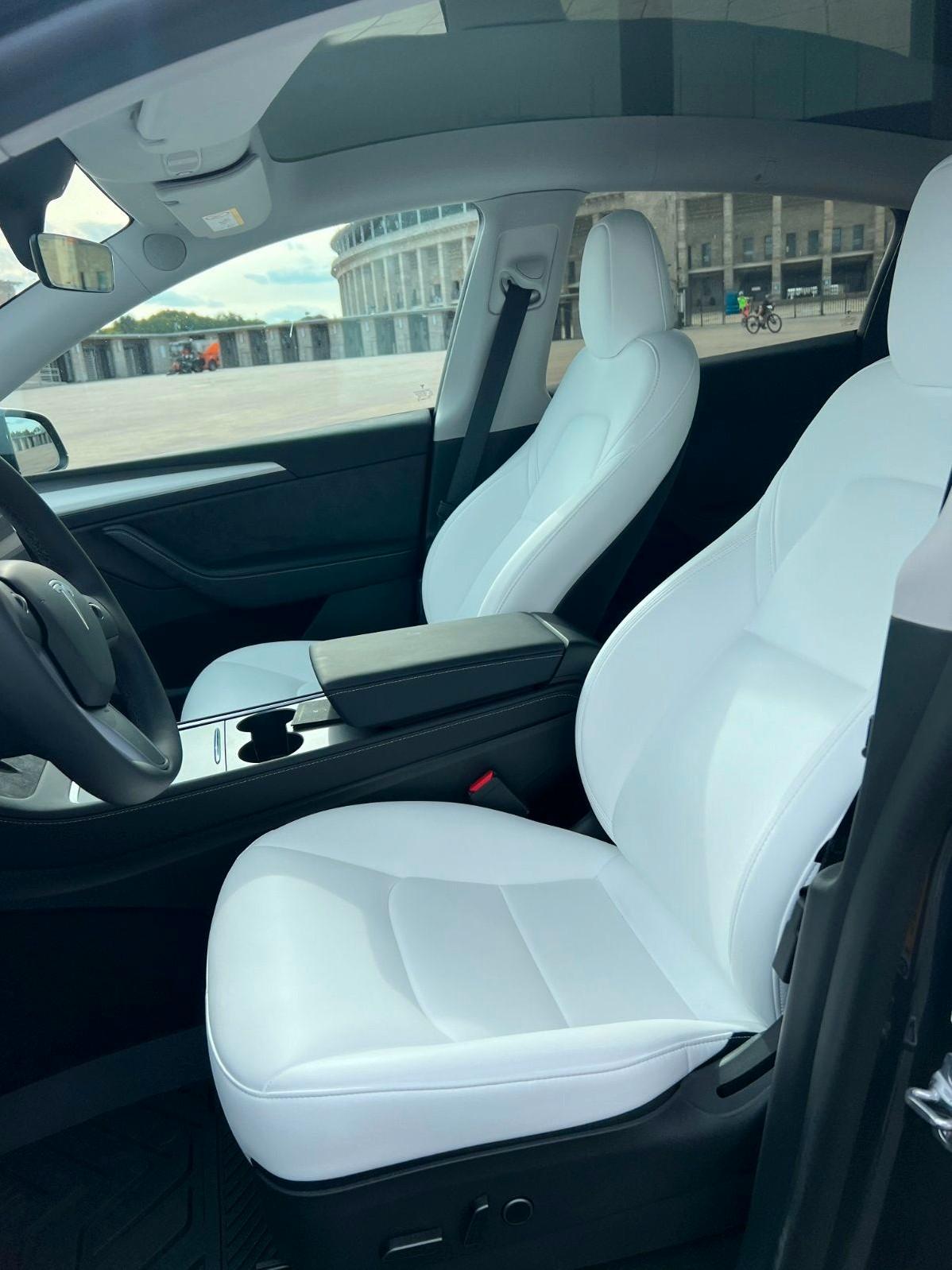 Tesla SUV Bild 6
