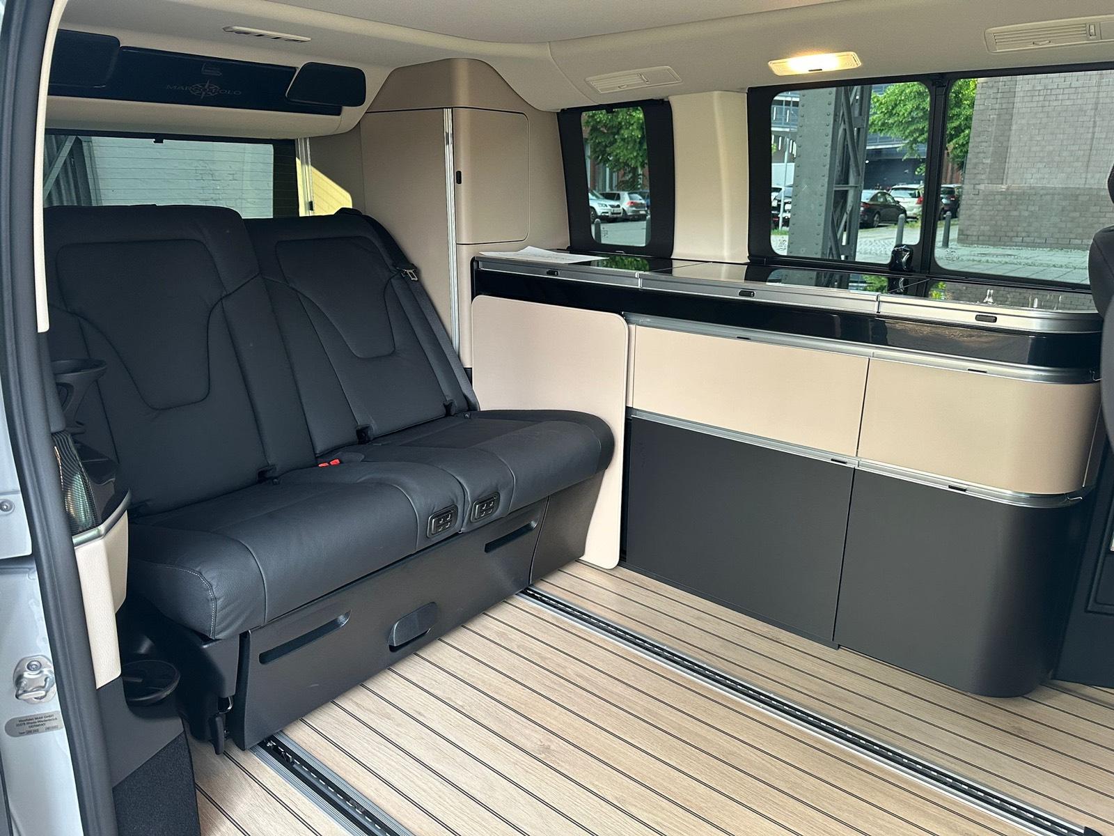 Mercedes-Benz Kleinbus Bild 6