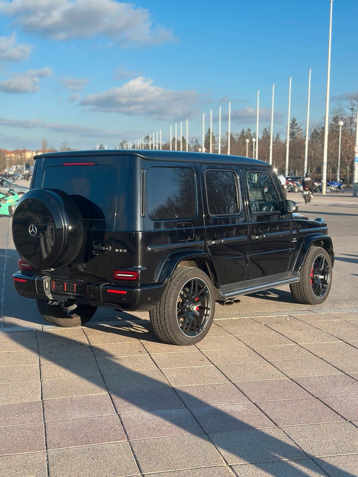 Mercedes-Benz SUV Bild 3