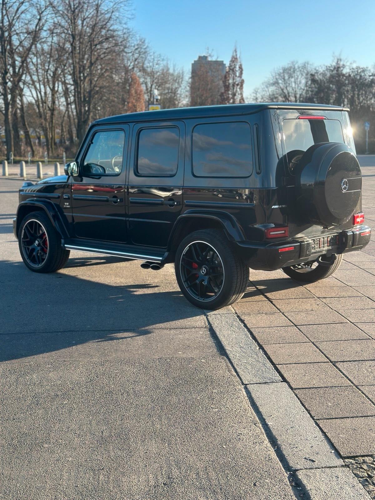 Mercedes-Benz SUV Bild 6