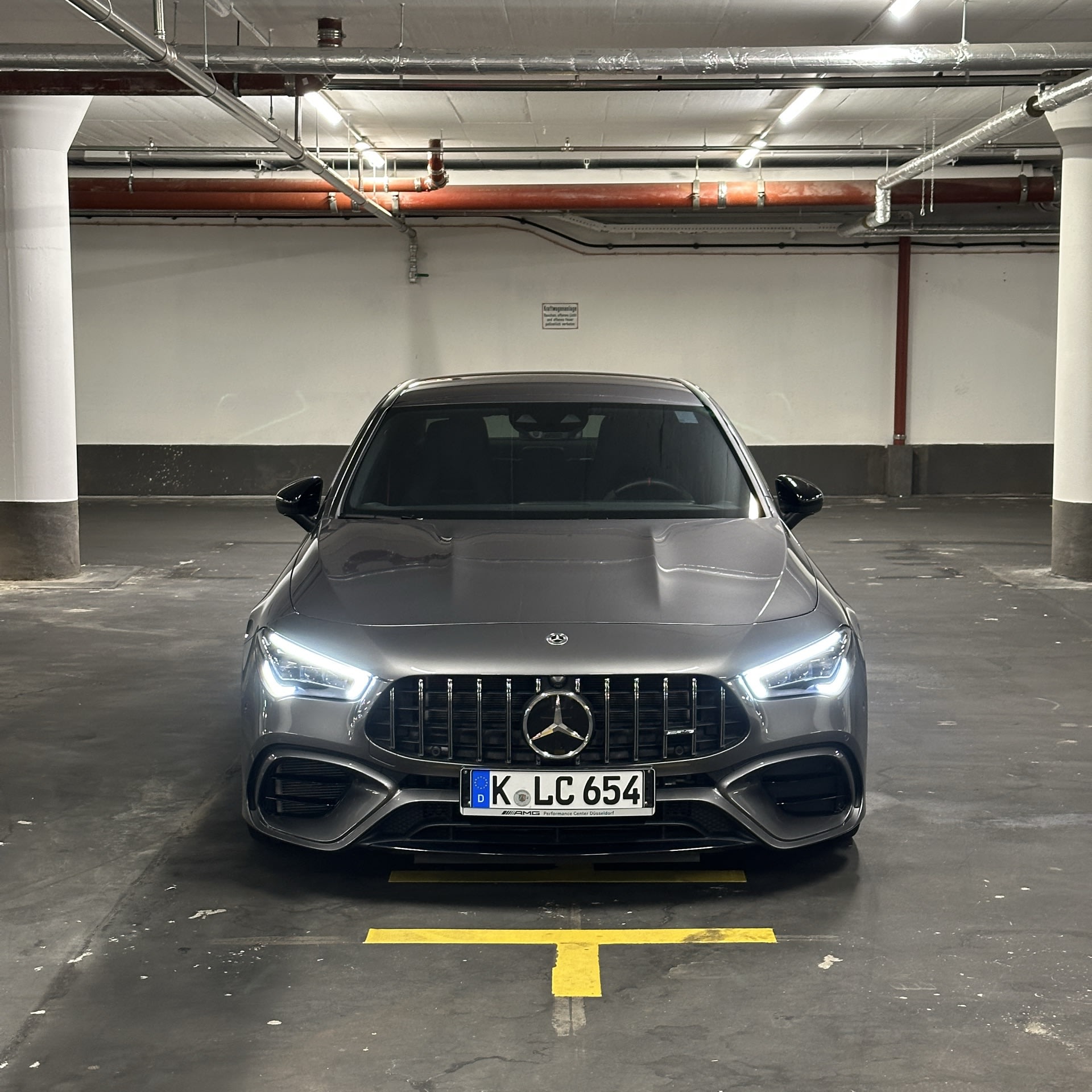 Mercedes-Benz Sport Bild 2