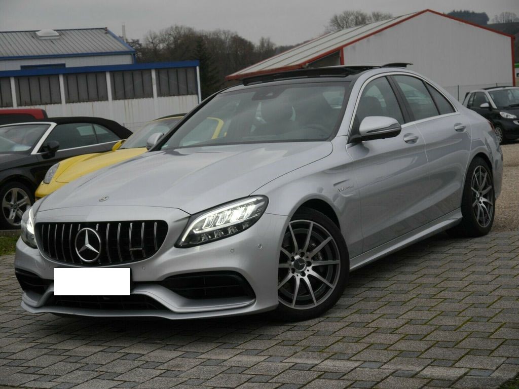 Mercedes-Benz Sport Bild 2