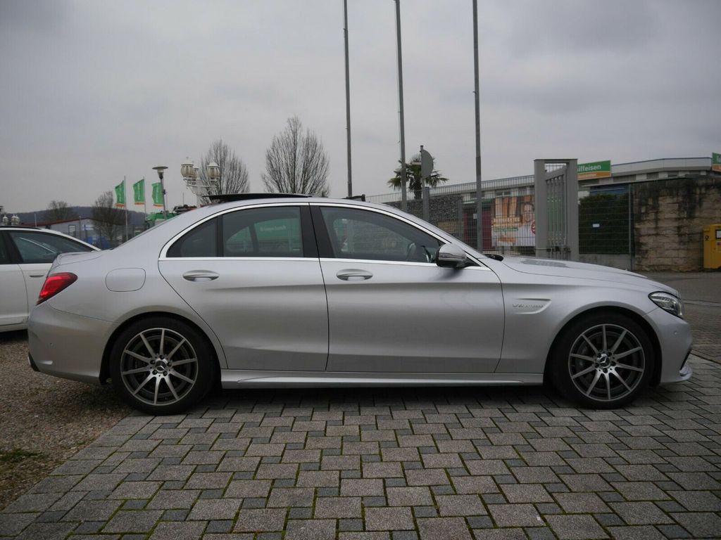 Mercedes-Benz Sport Bild 5