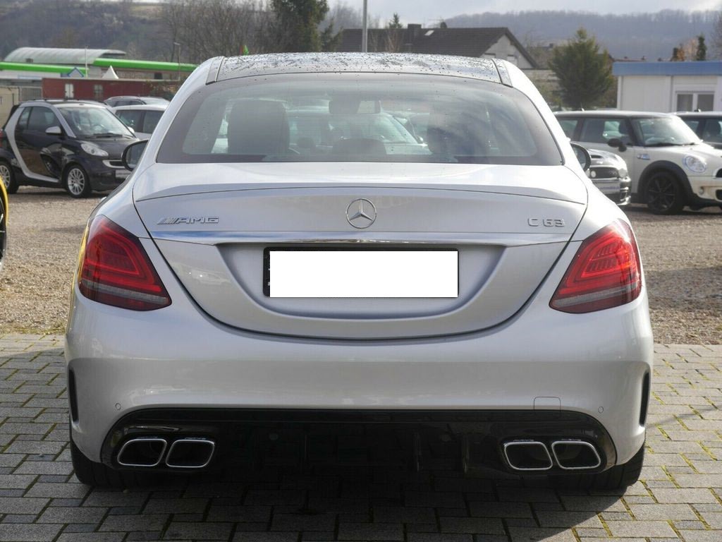 Mercedes-Benz Sport Bild 6