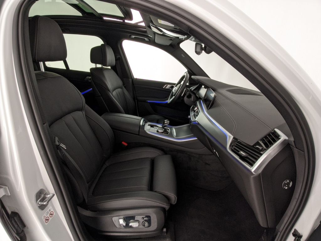 BMW SUV Bild 6