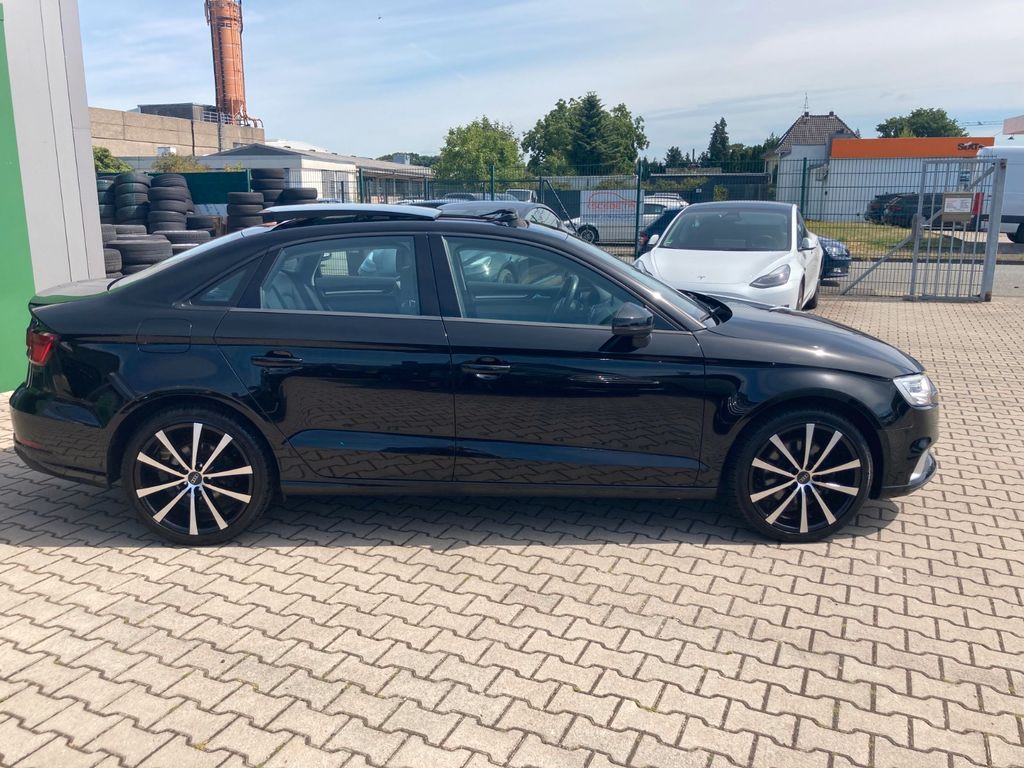 Audi Limousine Bild 6