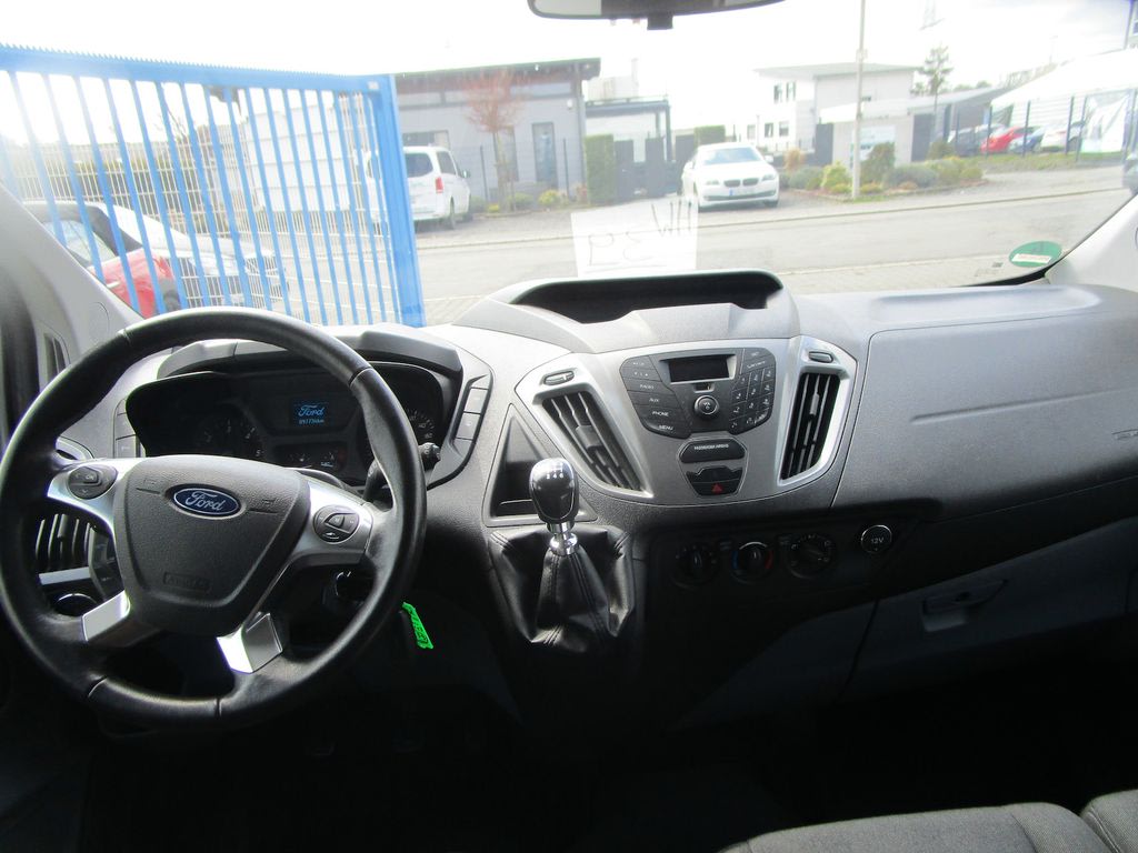 Ford Kleinbus Bild 4
