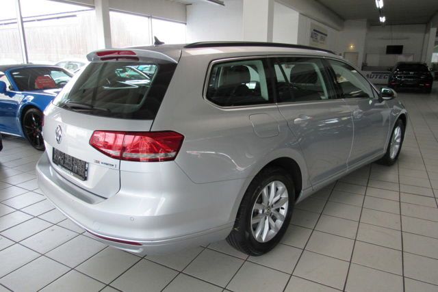 Volkswagen Kombi Bild 5
