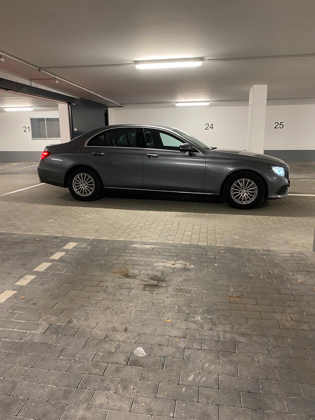 Mercedes-Benz Limousine Bild 3