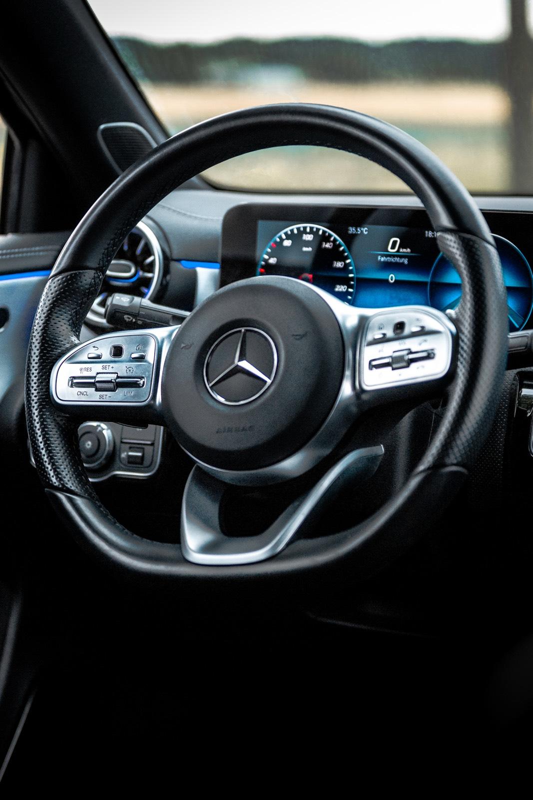 Mercedes-Benz Limousine Bild 5