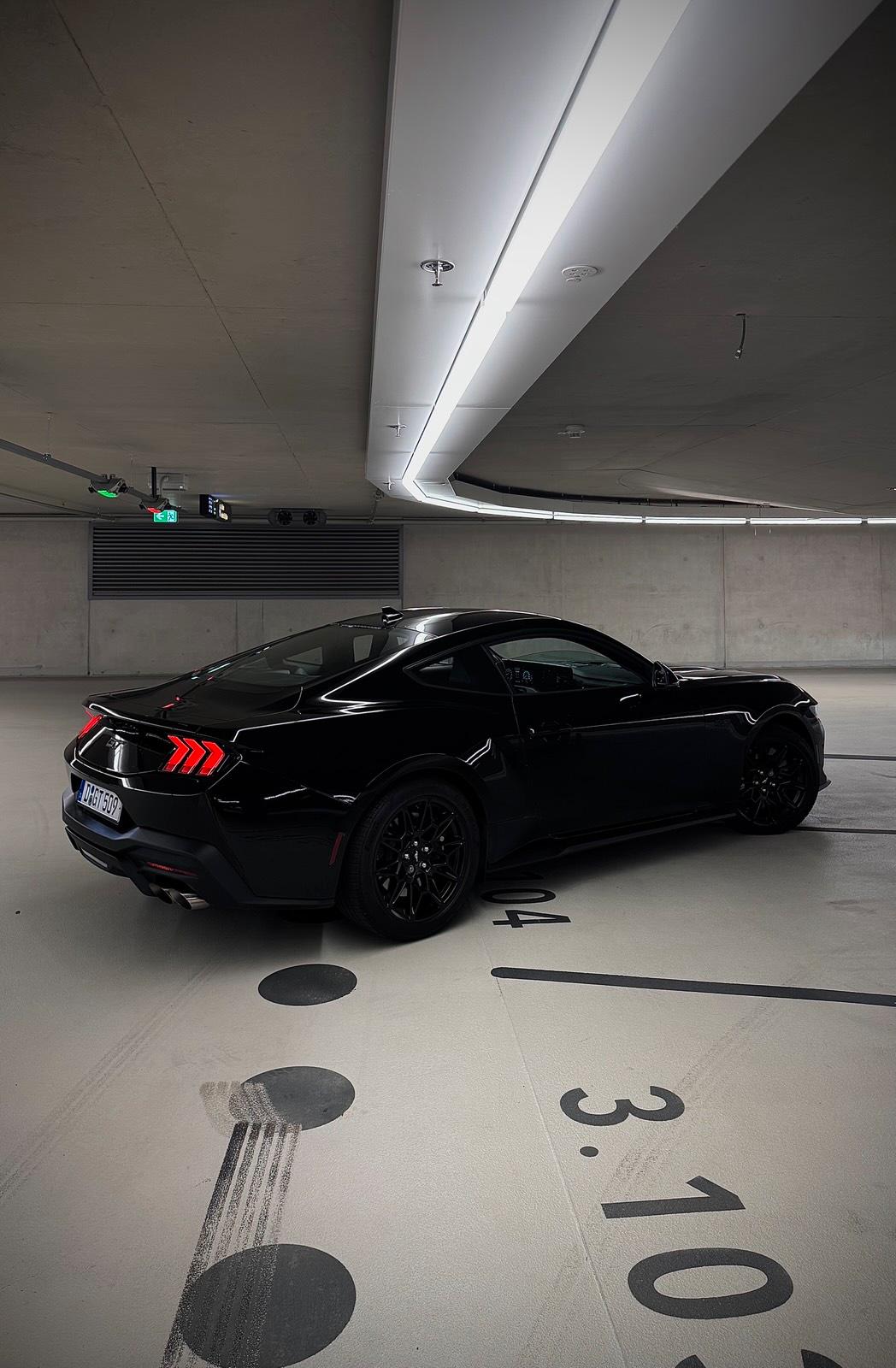 Ford Mustang Sport Bild 4