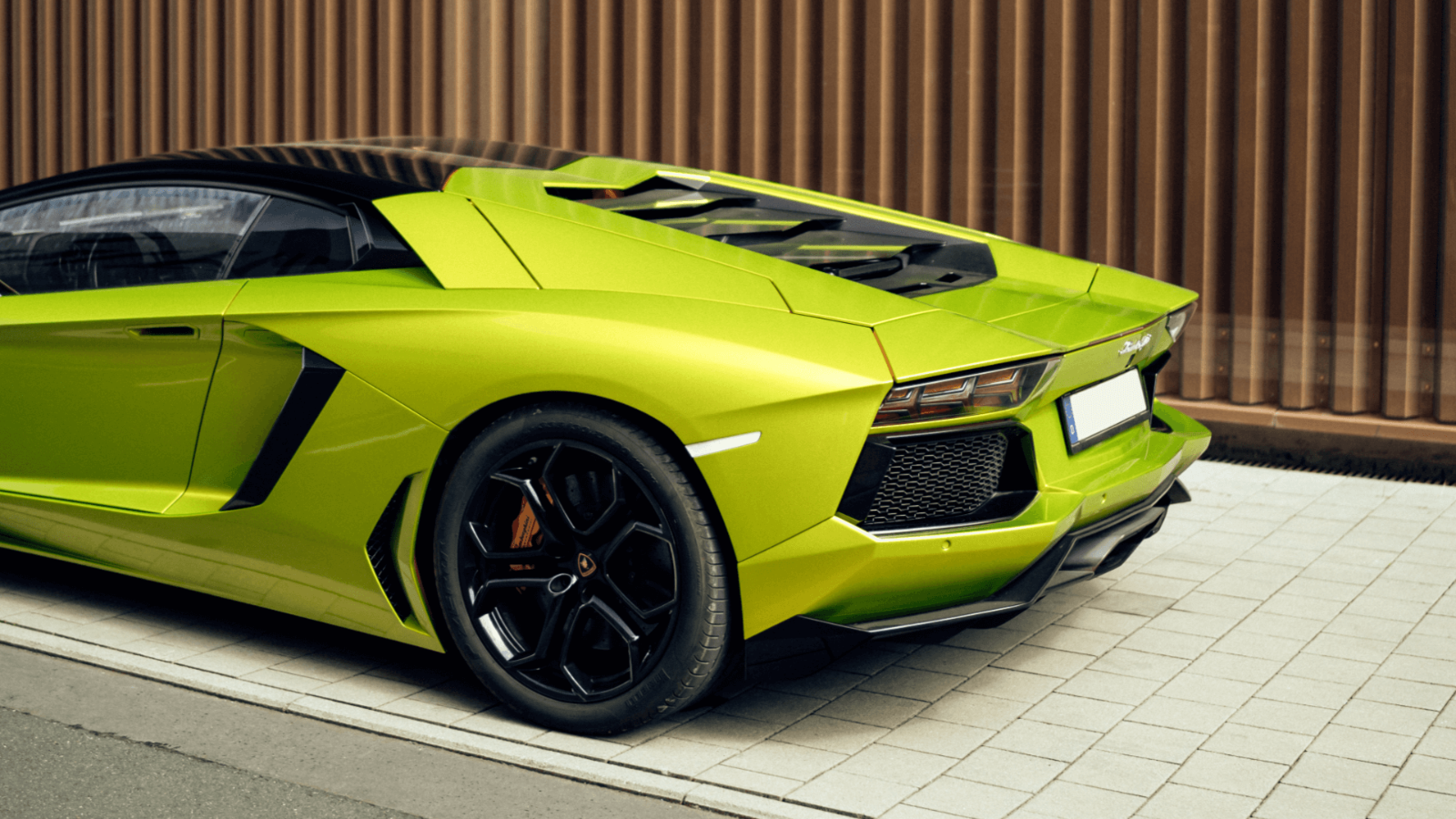 Lamborghini Aventador Sport Bild 6