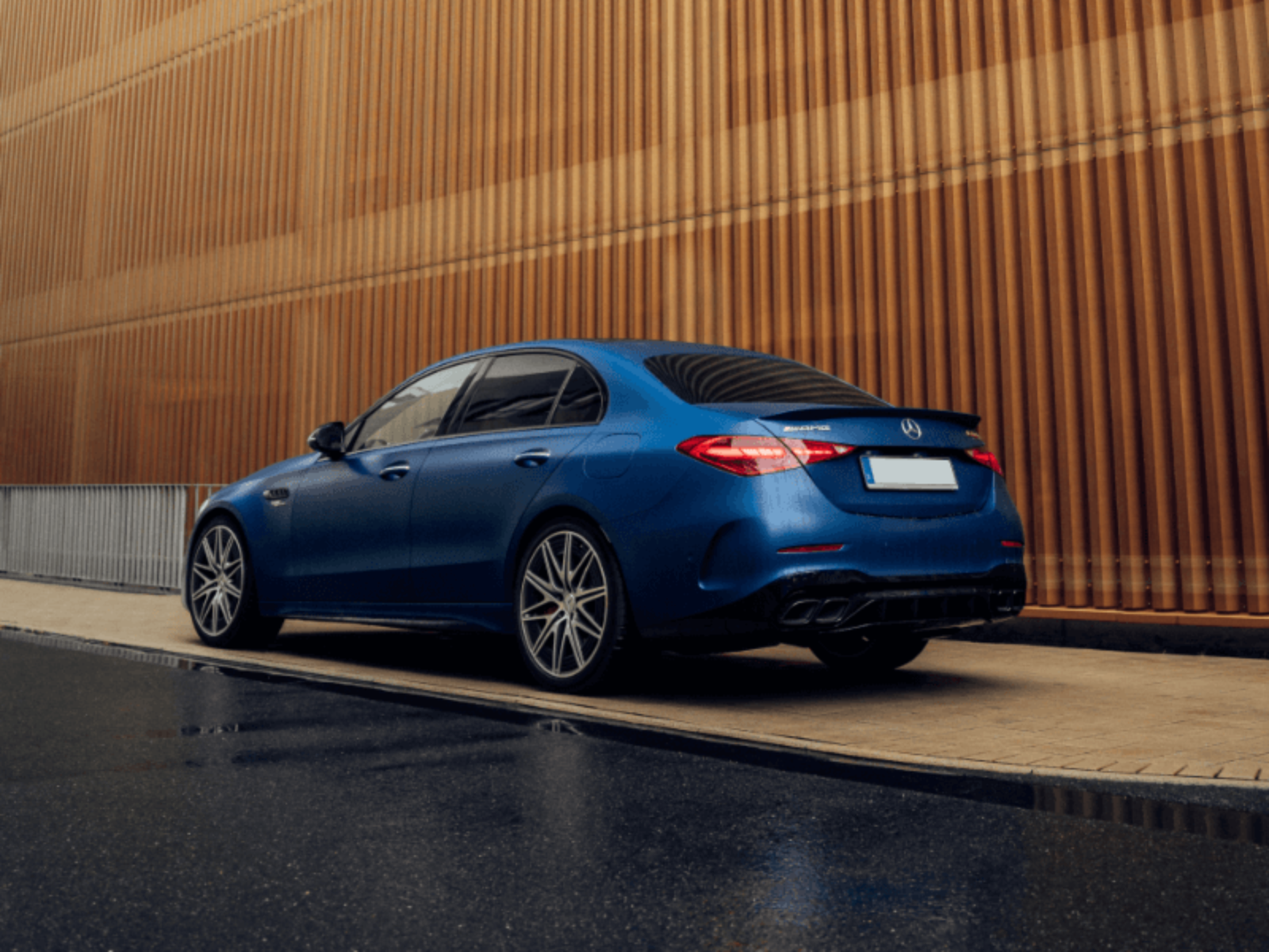 Mercedes-Benz C-Klasse Sport Bild 5